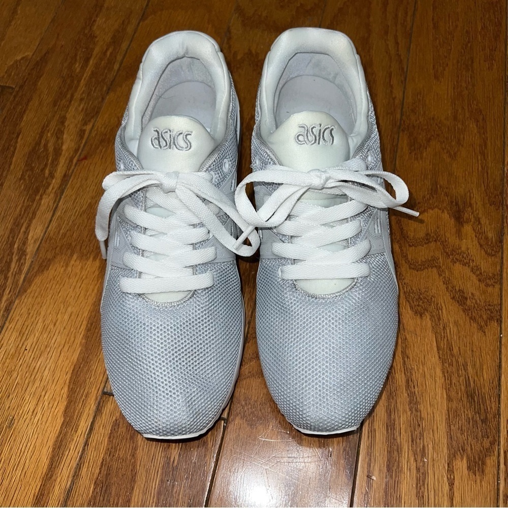 Asics Soft Gray Gel-Kayano Trainer Evo Fashion Athletic Sneakers Size 7.5 - Picture 3 of 15